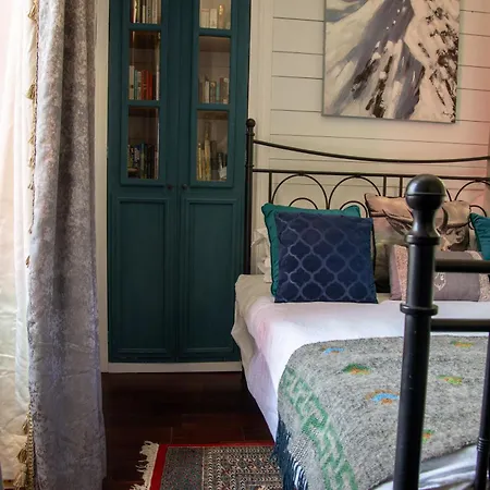 Heart Of Lovely And Cosy 2 Bedrooms, Terrace, Parking