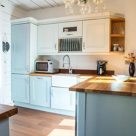 Апартаменти Heart Of Lovely And Cosy 2 Bedrooms, Terrace, Parking