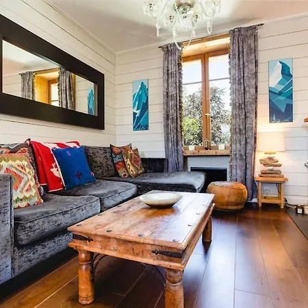 Apartment Heart Of Lovely And Cosy 2 Bedrooms, Terrace, Parking