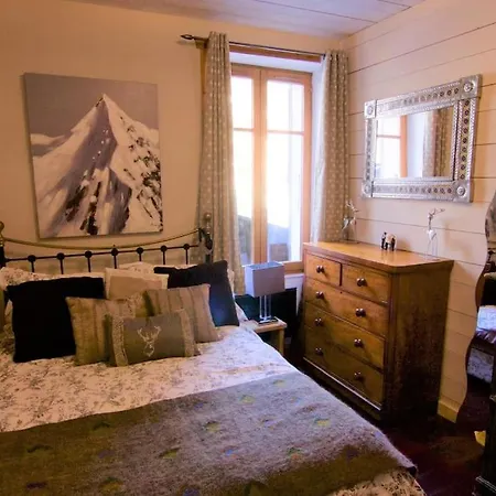 Heart Of Lovely And Cosy 2 Bedrooms, Terrace, Parking