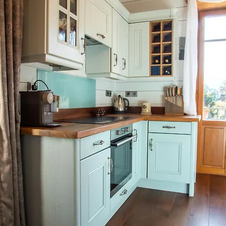 Apartment Heart Of Lovely And Cosy 2 Bedrooms, Terrace, Parking