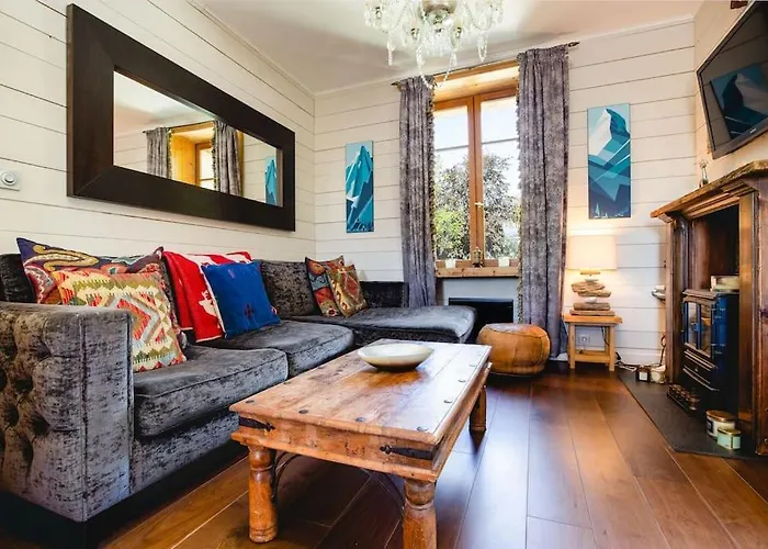 Apartment Heart Of Lovely And Cosy 2 Bedrooms, Terrace, Parking