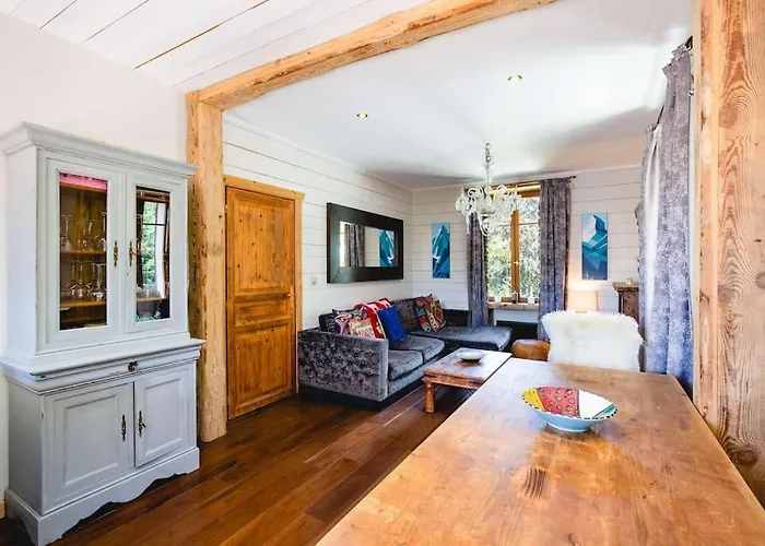 Apartment Heart Of Lovely And Cosy 2 Bedrooms, Terrace, Parking *