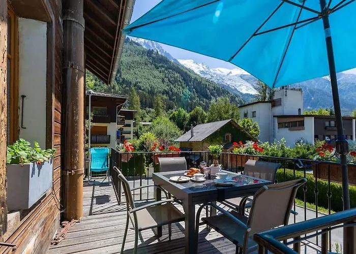 Heart Of Lovely And Cosy 2 Bedrooms, Terrace, Parking *