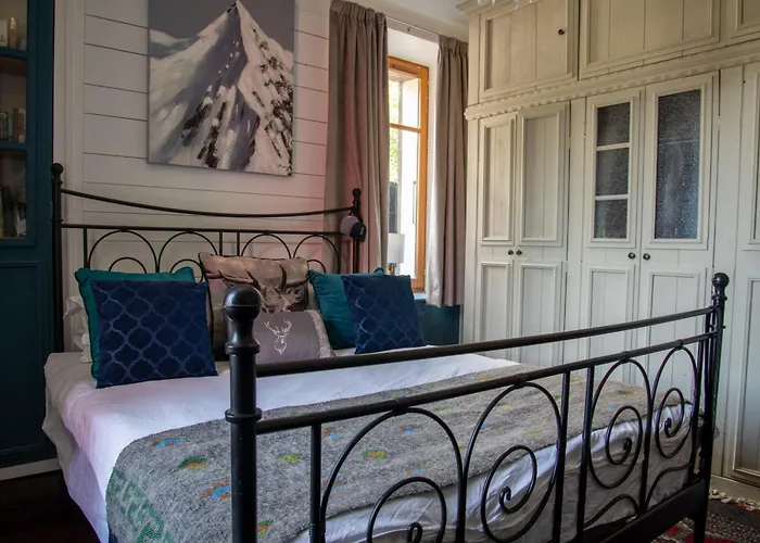 Apartment Heart Of Lovely And Cosy 2 Bedrooms, Terrace, Parking