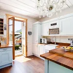 Διαμέρισμα Heart Of Lovely And Cosy 2 Bedrooms, Terrace, Parking